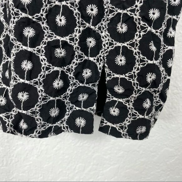 -Talbots Embroidered Capris 14 - Picture 4 of 9